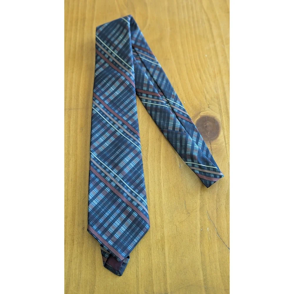 Vintage‎ Sears Perma-Prest Navy Blue Burgundy Plaid Men's Necktie Fashion Coll